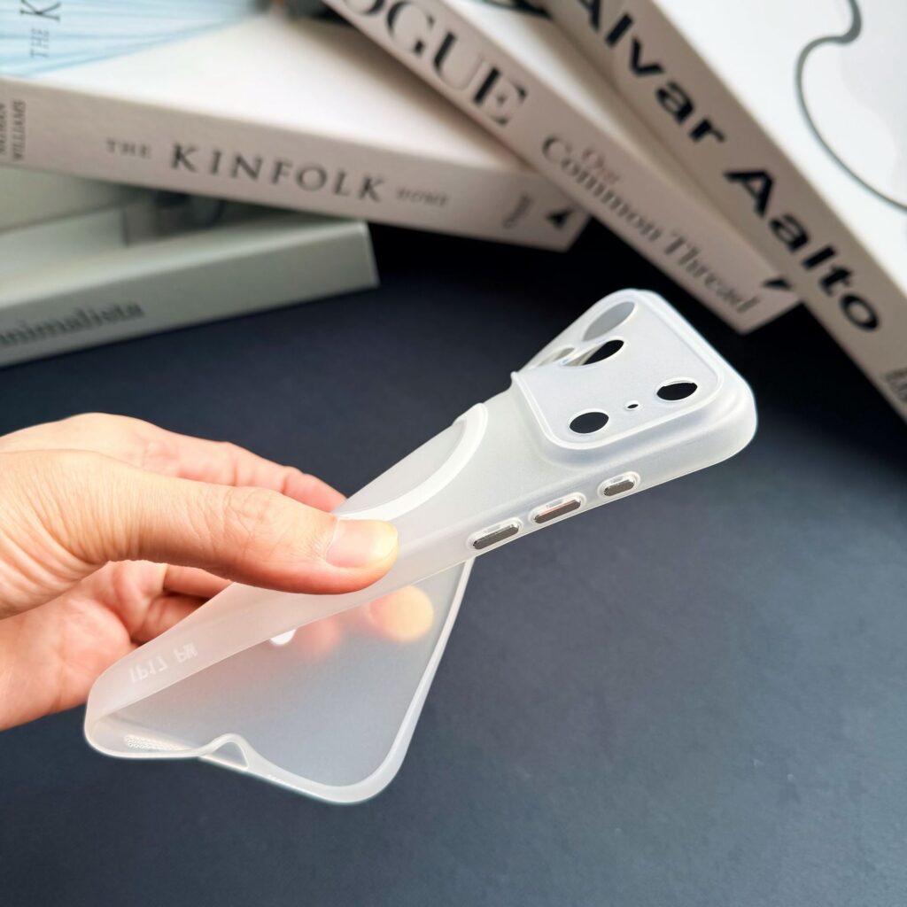 tpu ultra thin matte magsafe phone case